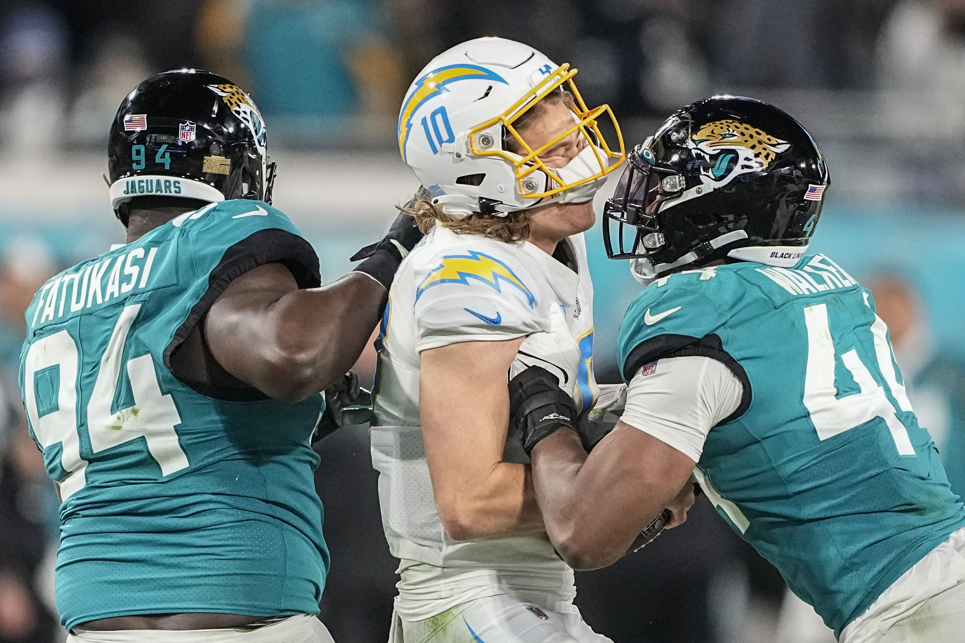 Jags' QB recovers after 4 early INTs