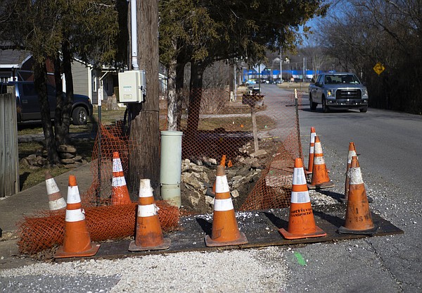 Old Missouri Road, Dickson Street among Fayetteville locations targeted for sidewalk projects this year - Vimarsana News