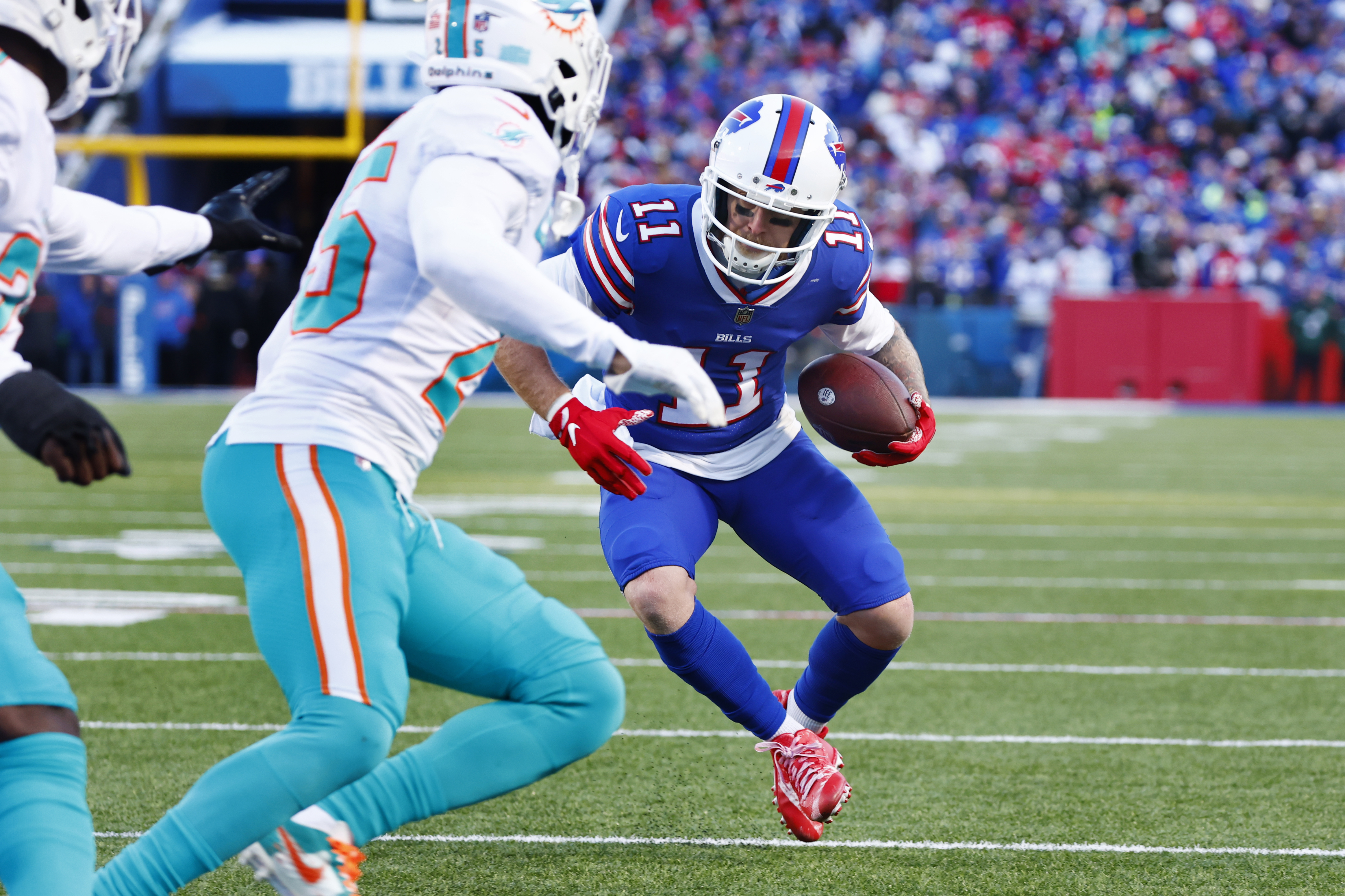 Upset avoided: Buffalo survives 3 turnovers, Miami