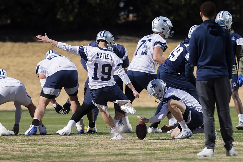 Cowboys kicker Maher looks steady in practice after meltdown