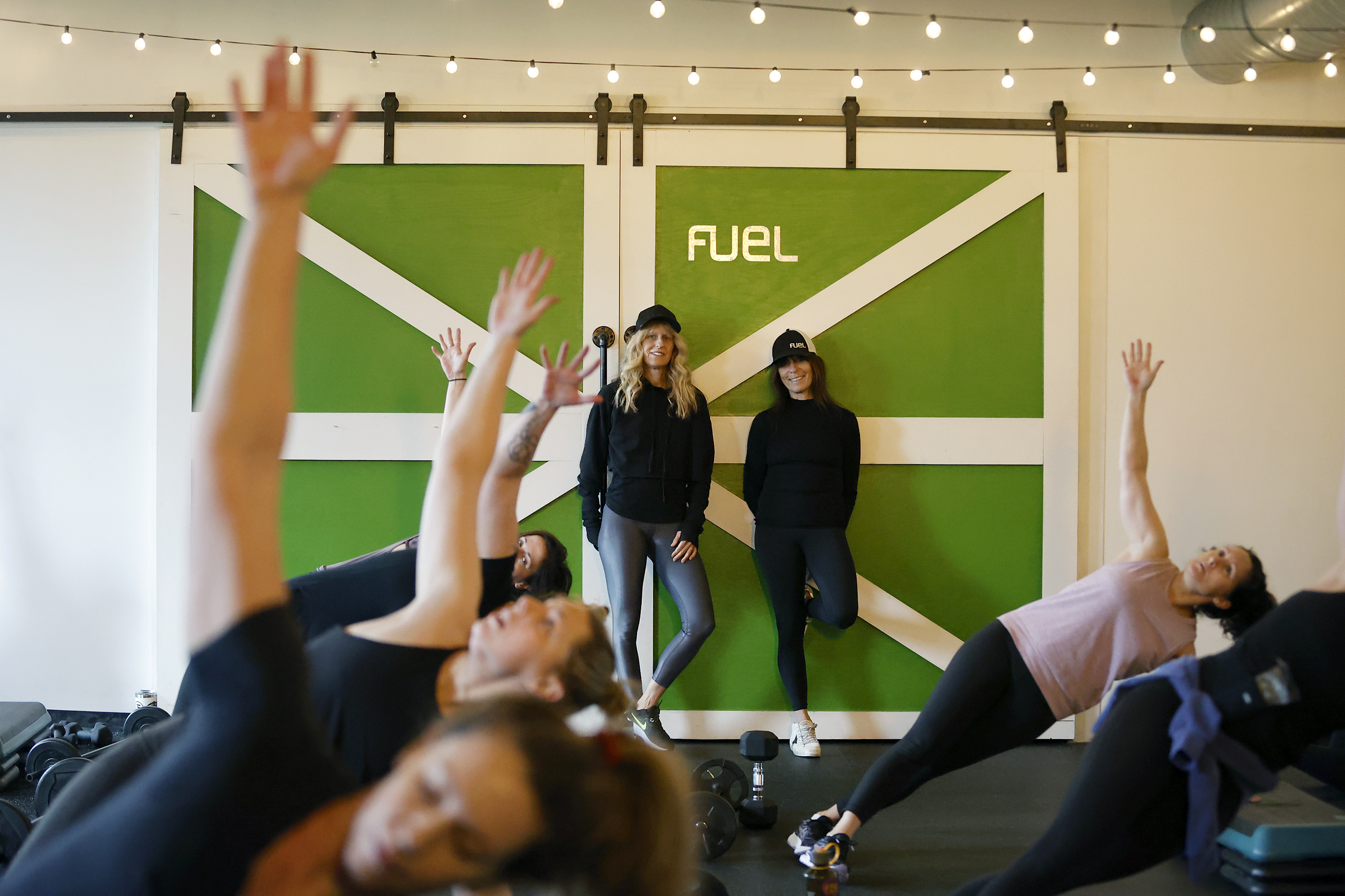 Gyms that survived pandemic steadily get back in shape - Vimarsana News