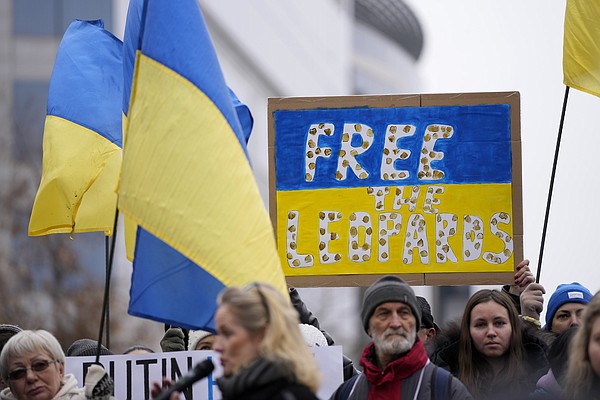 Poland pushes for more tanks for Kyiv, will seek German OK - Vimarsana News