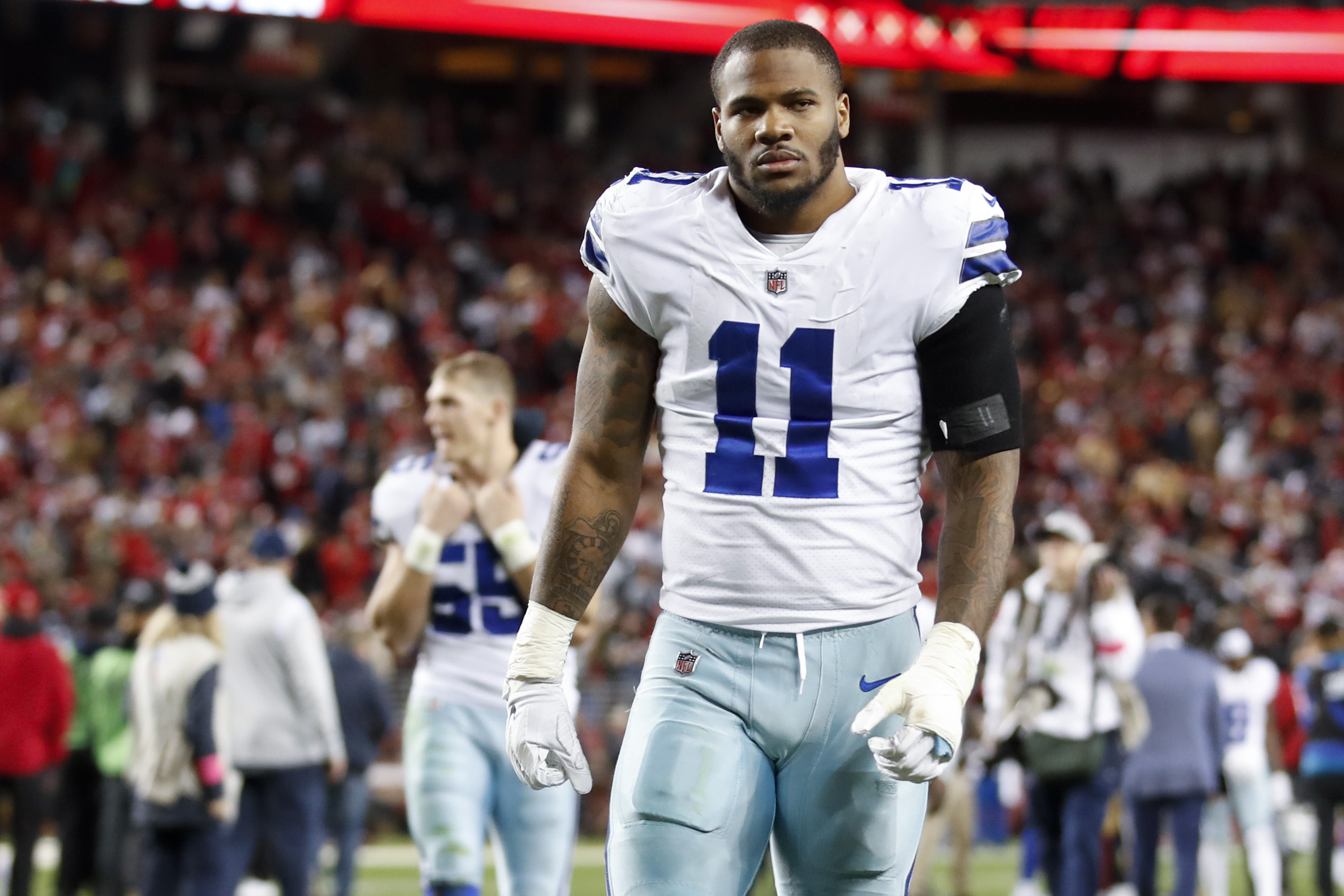 Prescott's help in flux as Cowboys seek elusive playoff run