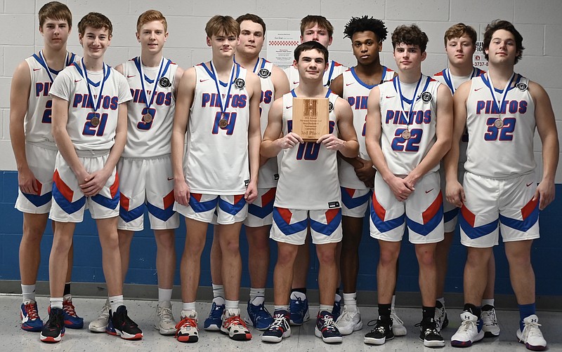 The California Pintos won third place in the Hermann Tournament last week with wins over New Haven and St. James. (Photo submitted by Kim Bryant)