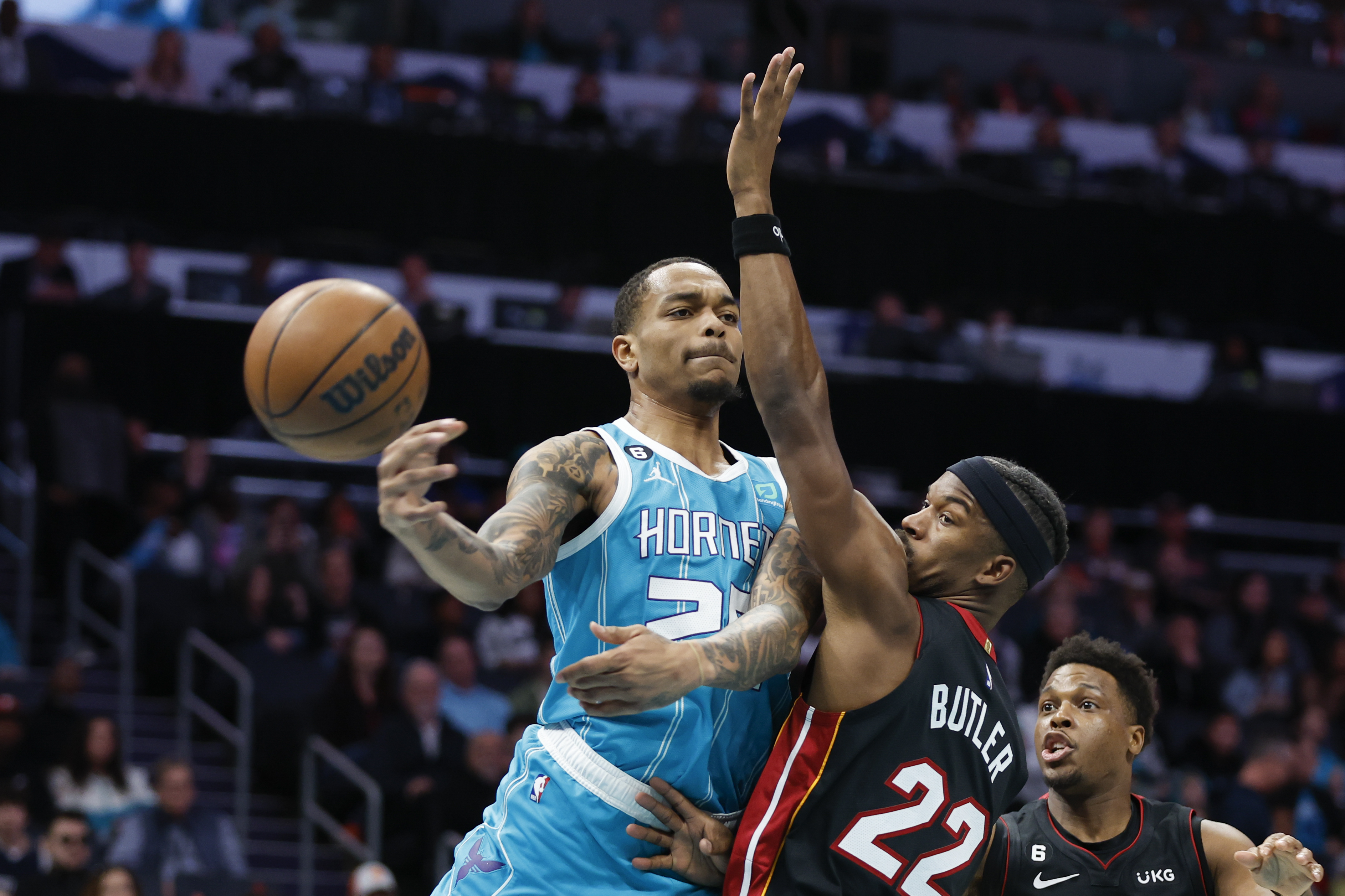 Garland, Cavaliers battle back from 16 down to beat Hornets