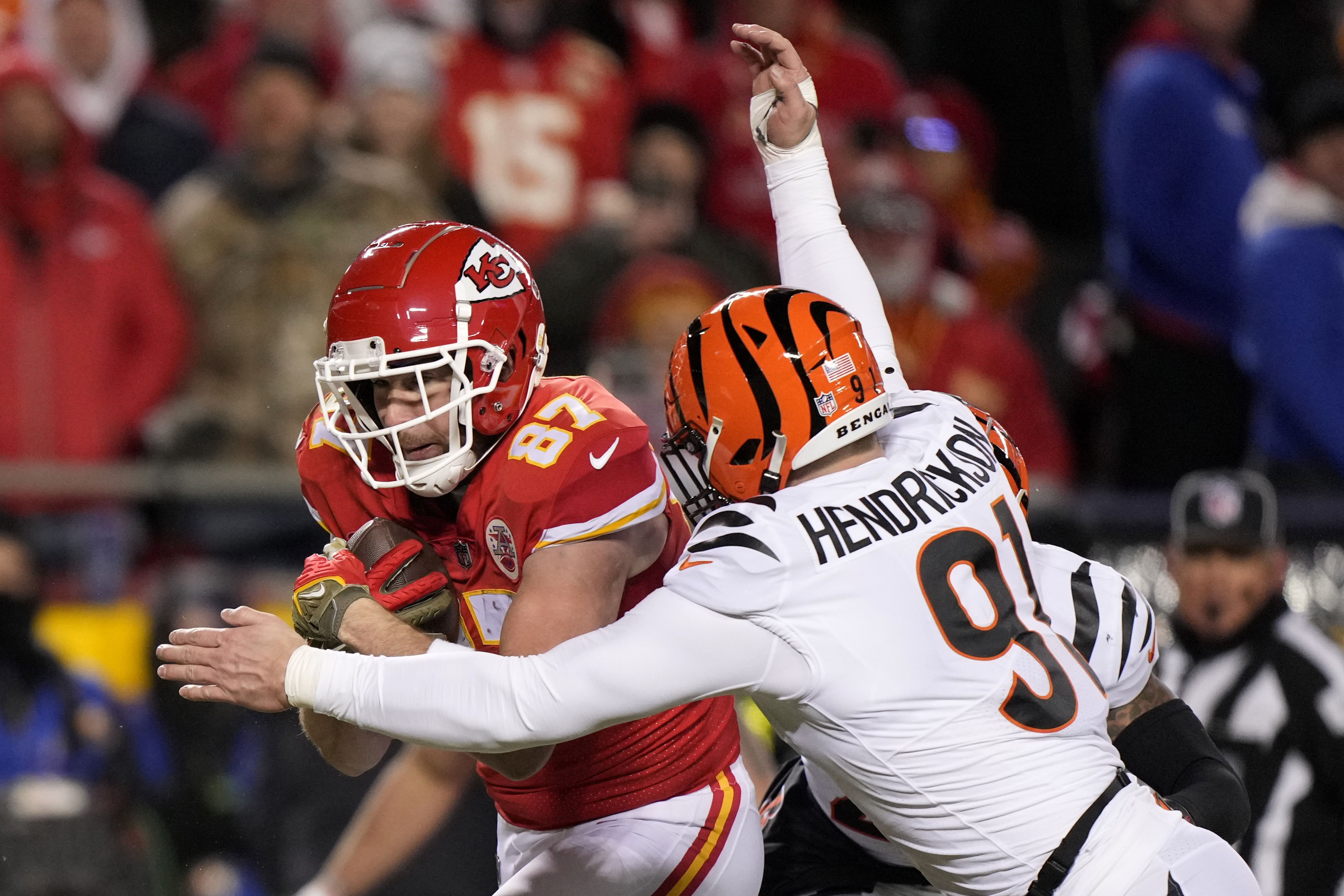 Chiefs top Bengals on last-second kick for AFC title