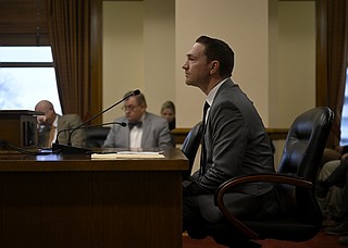 Bill requiring ID to view pornography passes in Arkansas Senate ...