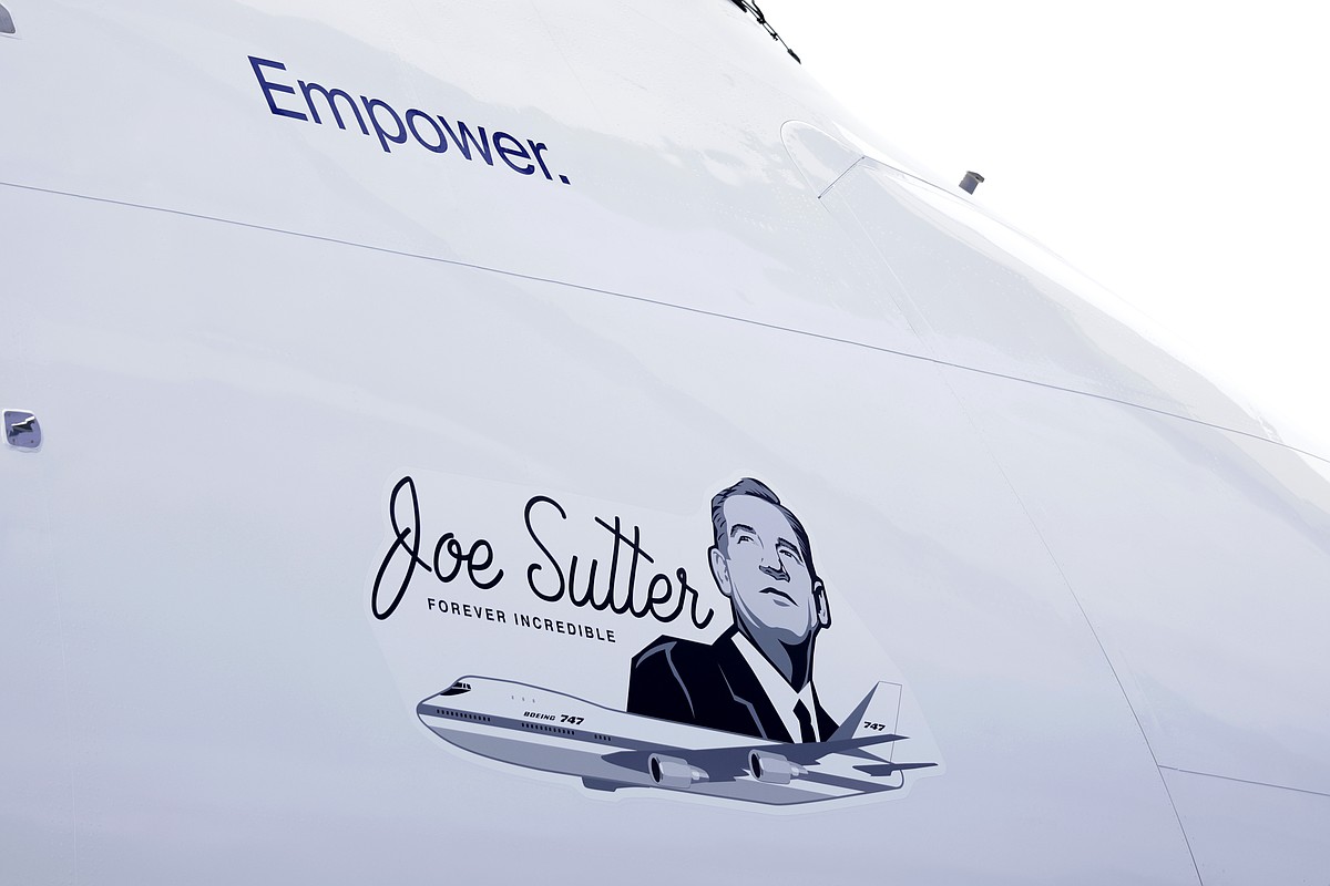 Boeing bids farewell to an icon, delivers last 747 jumbo jet | Texarkana  Gazette, image size:1200x800