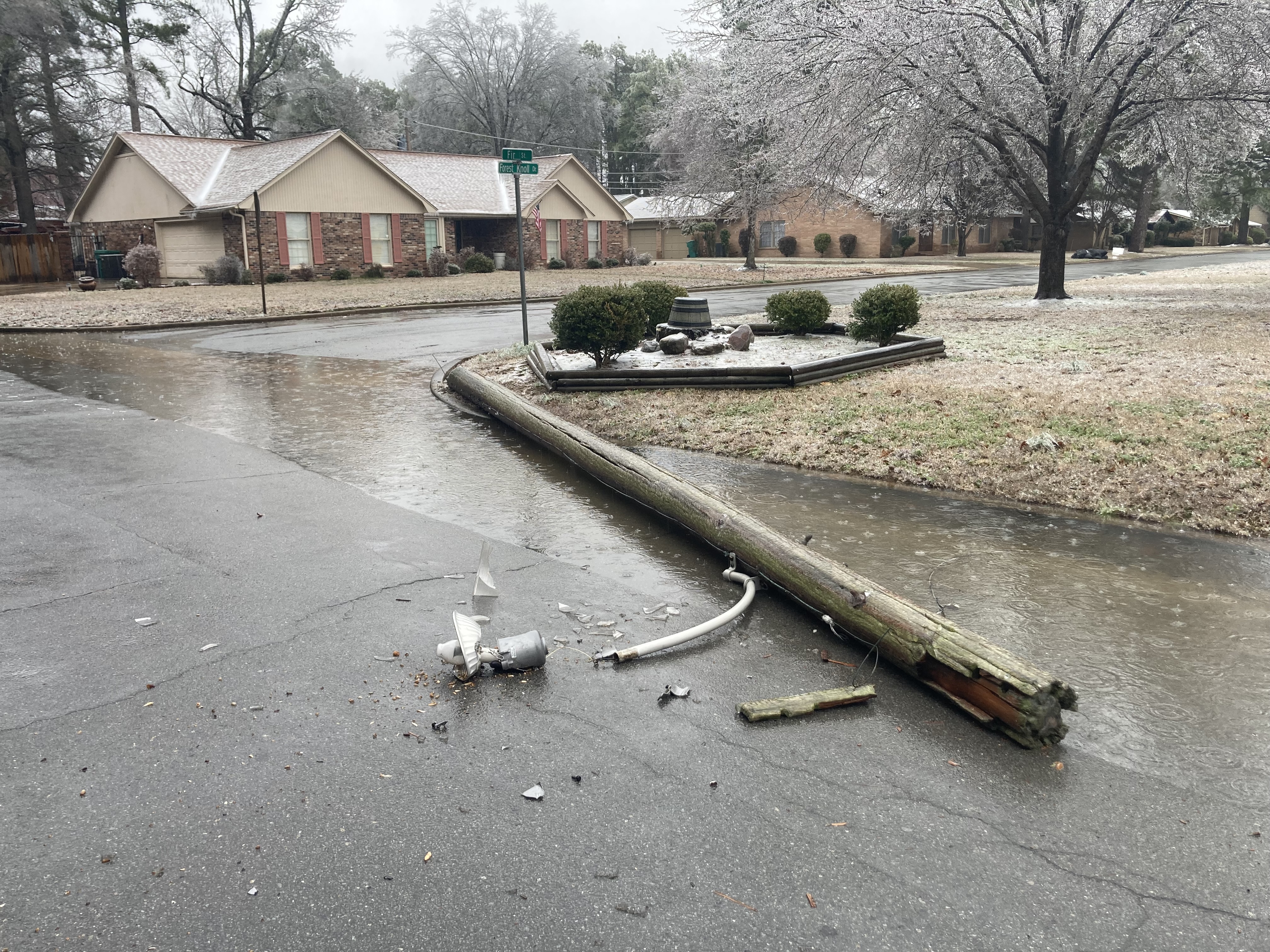 Utility poles in Pine Bluff set for checkup