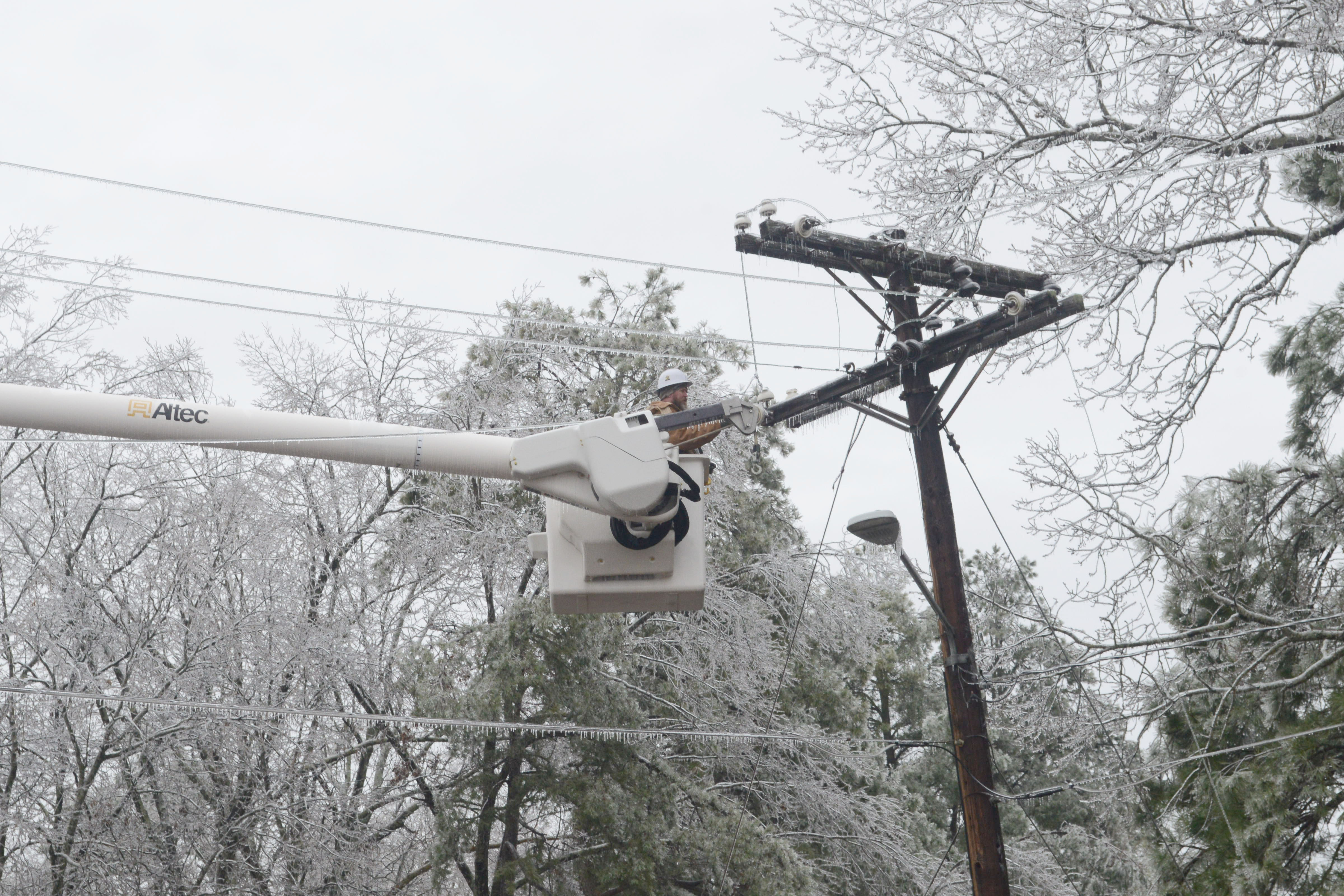 White Hall cleans up after ice storm
