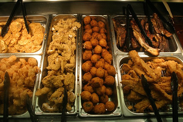 Remember the carrots on Brown's 100-foot buffet beside I-30 in Benton? - Vimarsana News