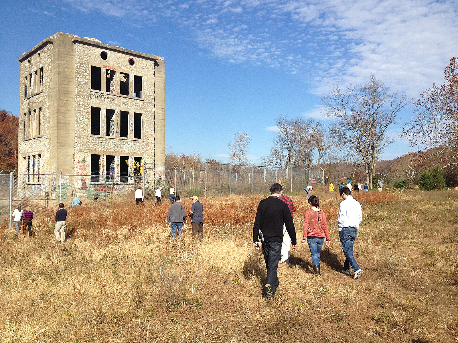 Historic Monte Ne tower to be torn down as part of Oklahoma Row removal; Rogers museum plans to preserve what it can - Vimarsana News
