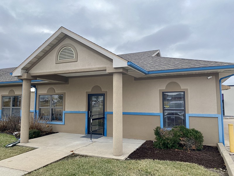 Summit Pharmacy opened its doors at 140 Northstar Drive in Holts Summit on Monday. (News Tribune/Cameron Gerber)