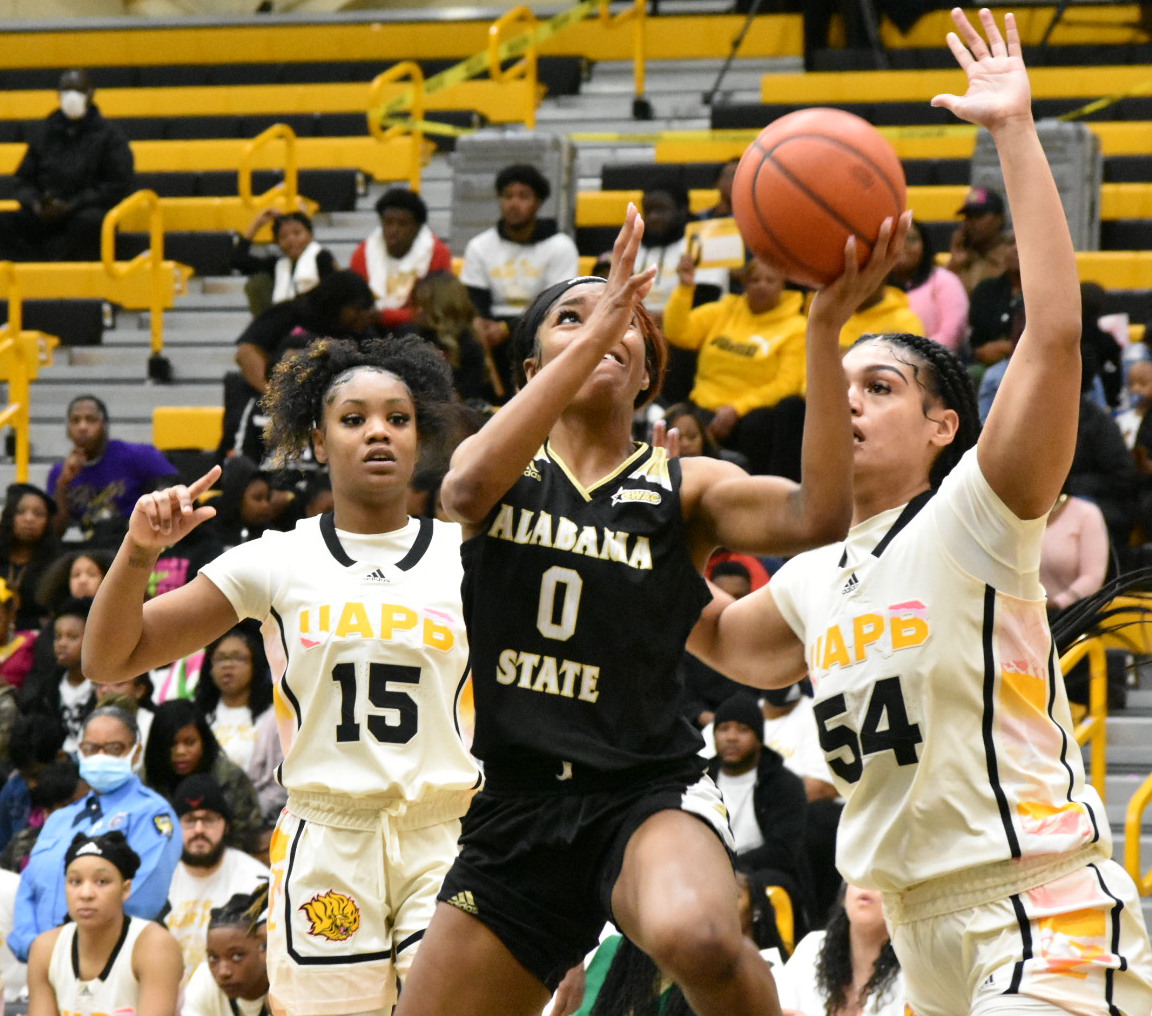Foul trouble too much for Lady Lions