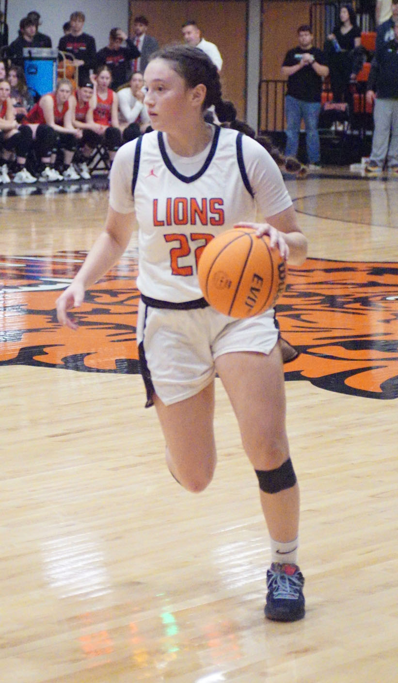 Gravette’s 2023 basketball seniors say goodbye