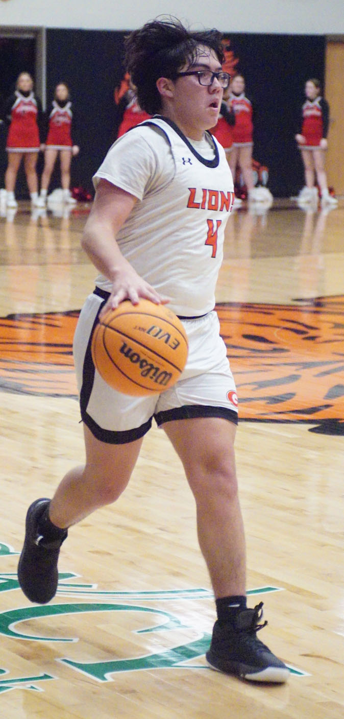 Gravette’s 2023 basketball seniors say goodbye