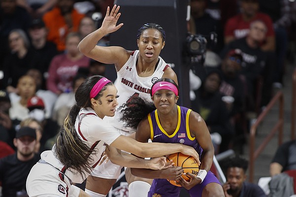 No. 1 South Carolina Tops No. 3 LSU For 31st Straight Win | Texarkana ...