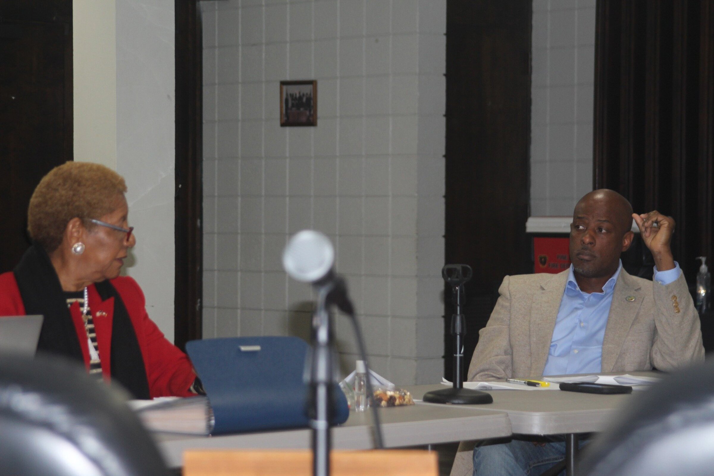 Glover resigns park post after five years of service