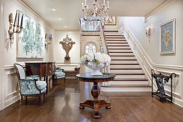 Telling a story: Couple's lifetime of collecting and carefully blended design styles creates unique home - Vimarsana News