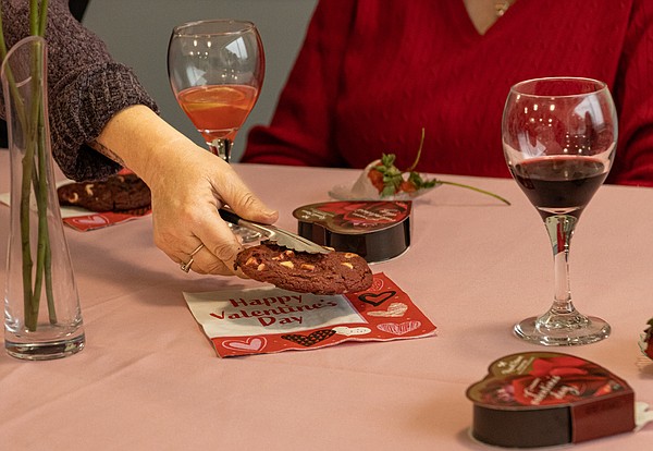 Seniors enjoy wine, chocolates on Valentine's Day - Vimarsana News