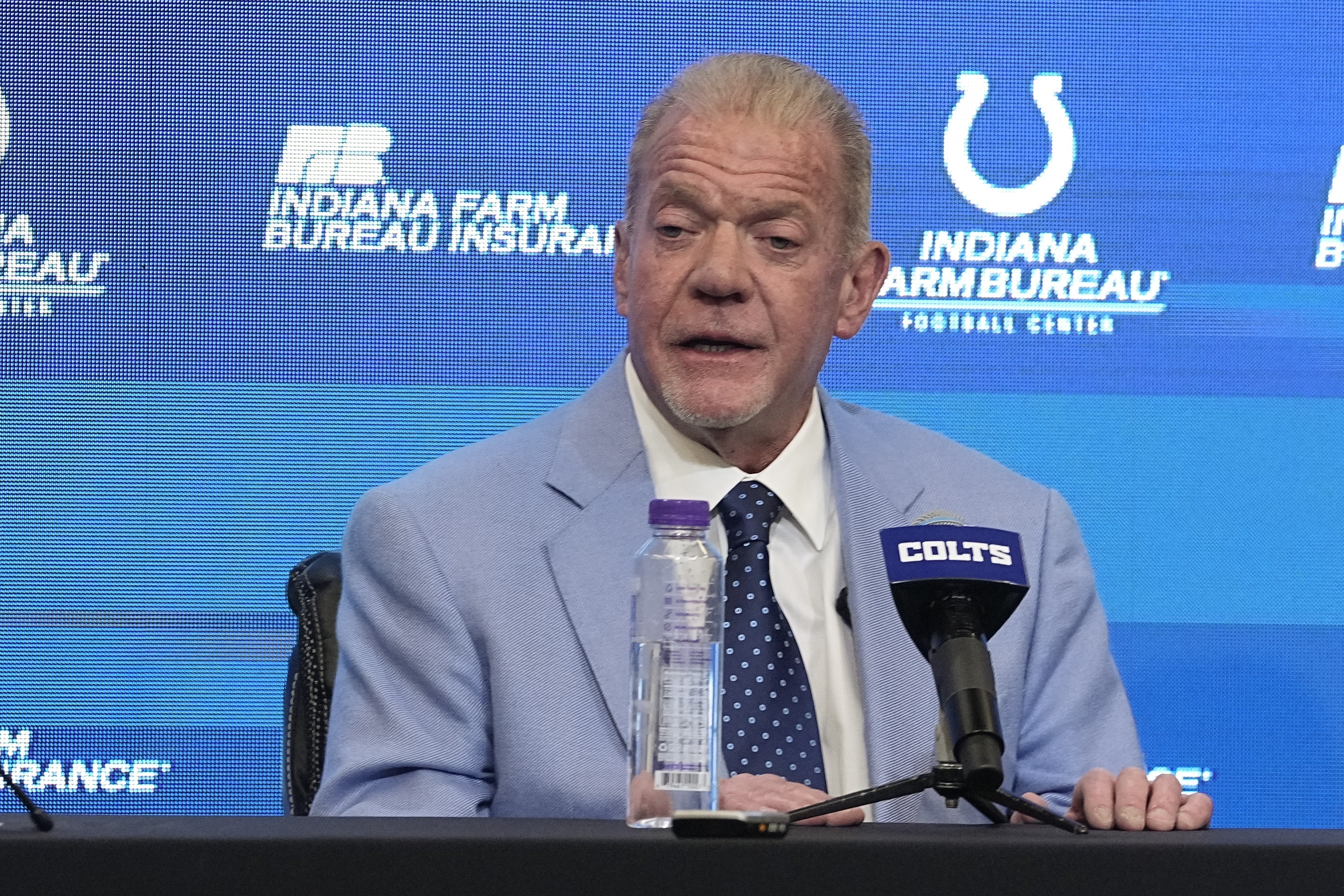 Emotional Steichen takes Colts post