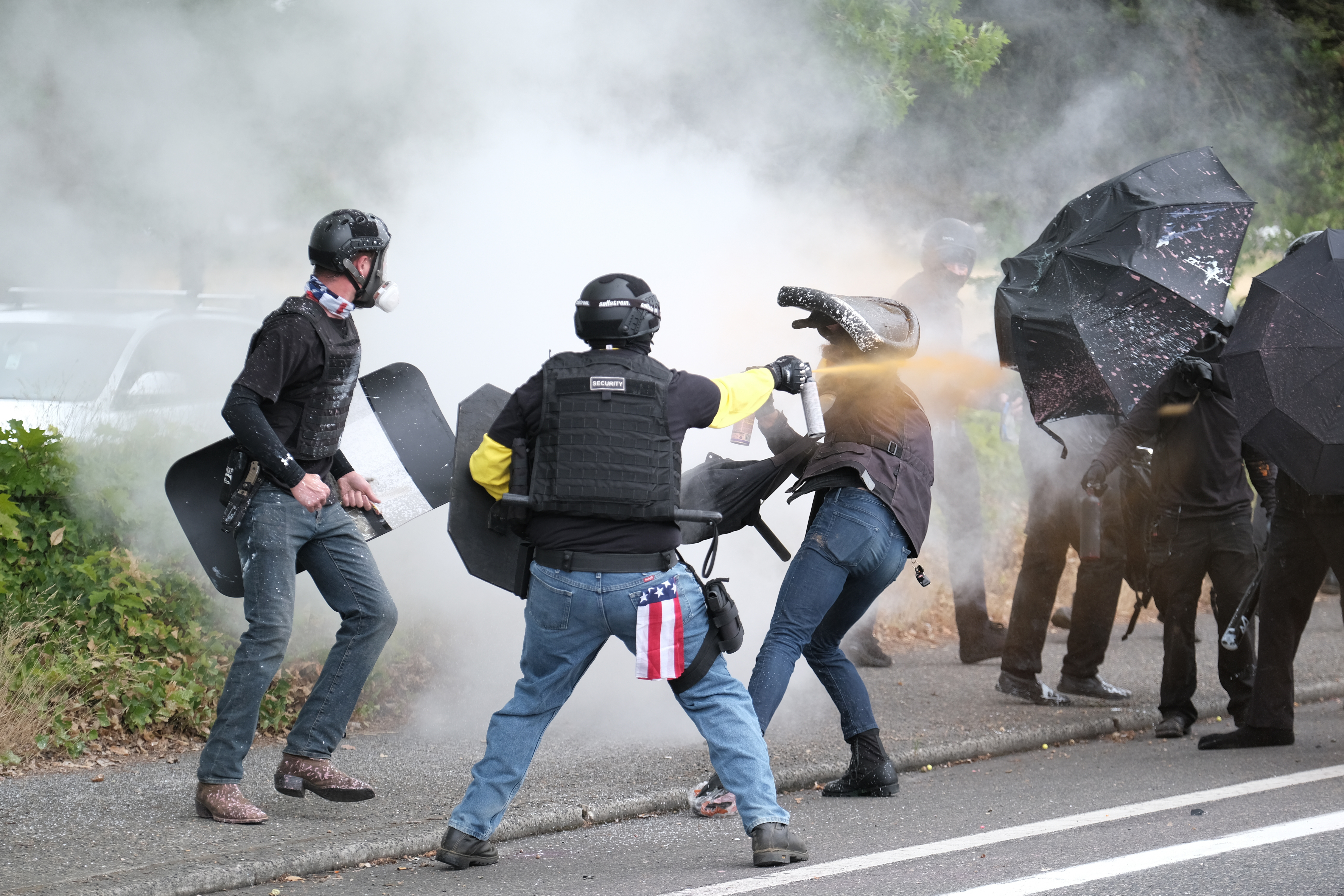Oregon, a hotbed of extremism, seeks to curb paramilitaries - Vimarsana News