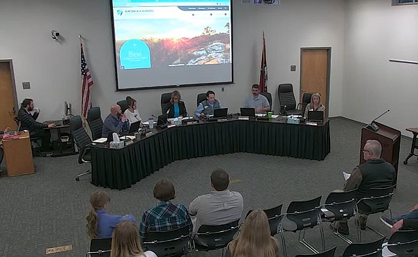 Bentonville board adopts substance abuse program as expulsion alternative for students caught with drugs - Vimarsana News