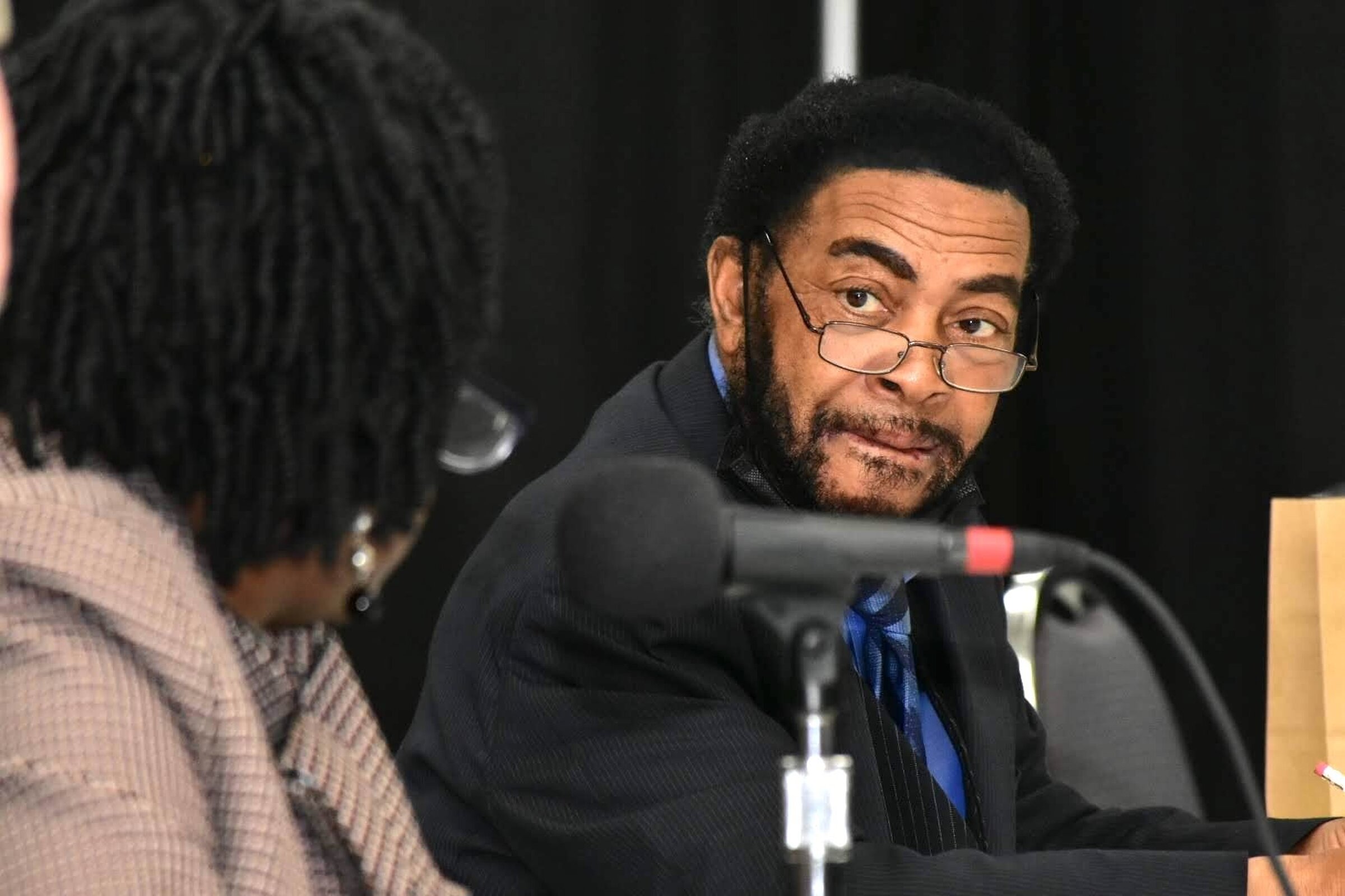 Pine Bluff councilwoman alleges councilman violated personal space