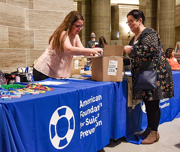 Advocates call on Missouri lawmakers to address suicide - Vimarsana News