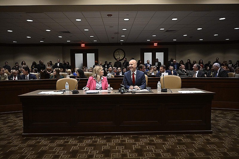 Arkansas Senate panel takes up Sanders’ education bill before crowd