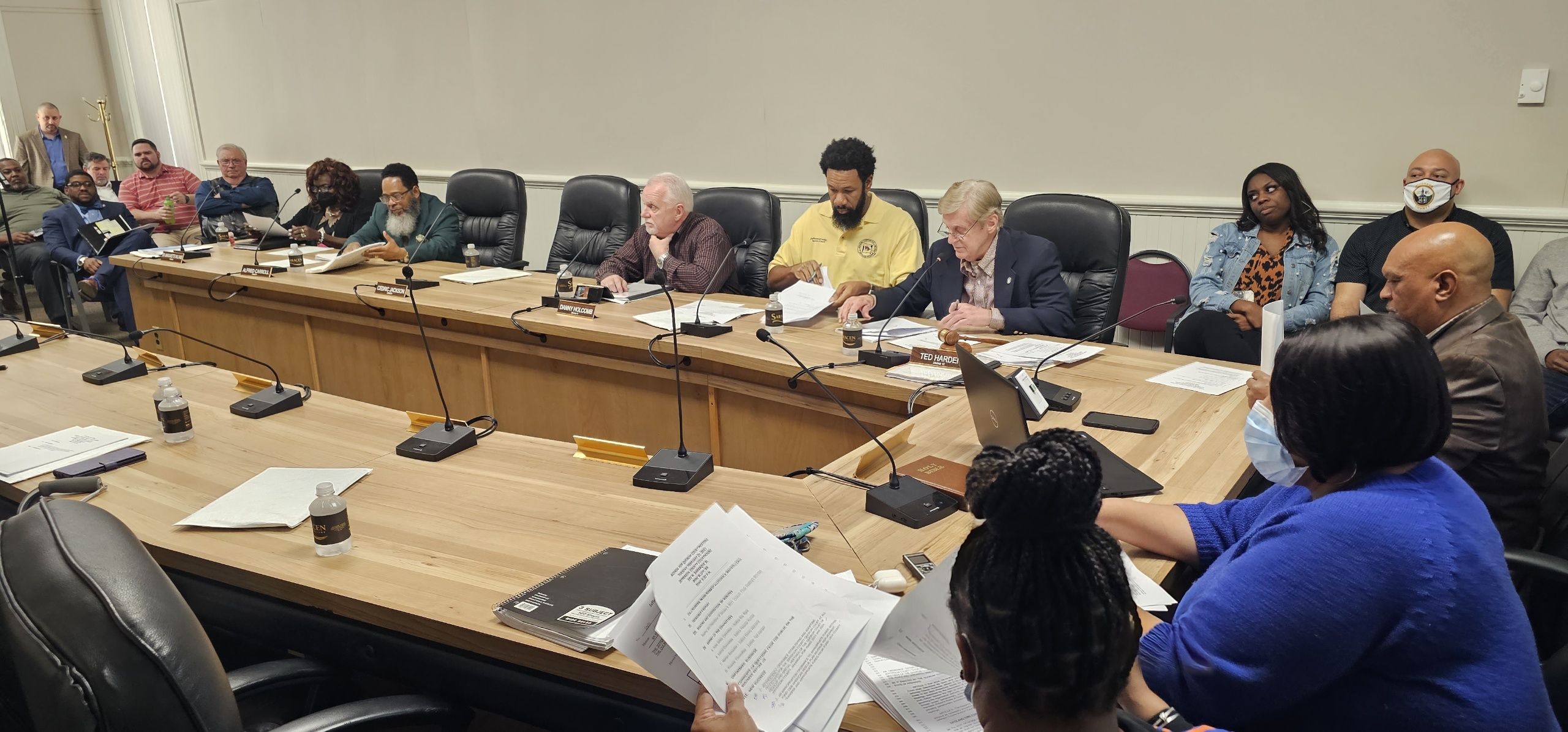 Jefferson County Quorum Court plans 2 clashing meeting times
