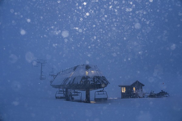 California faces more wind, snow in multistate storm - Vimarsana News