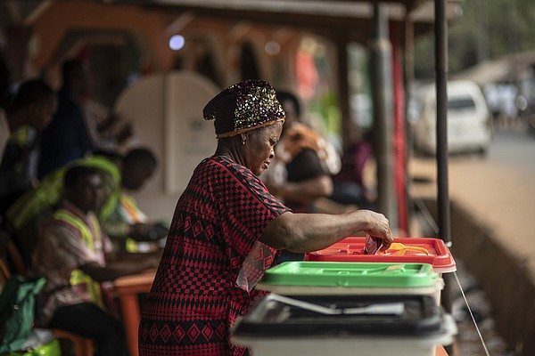 Delays hamper voting in Nigeria - Vimarsana News
