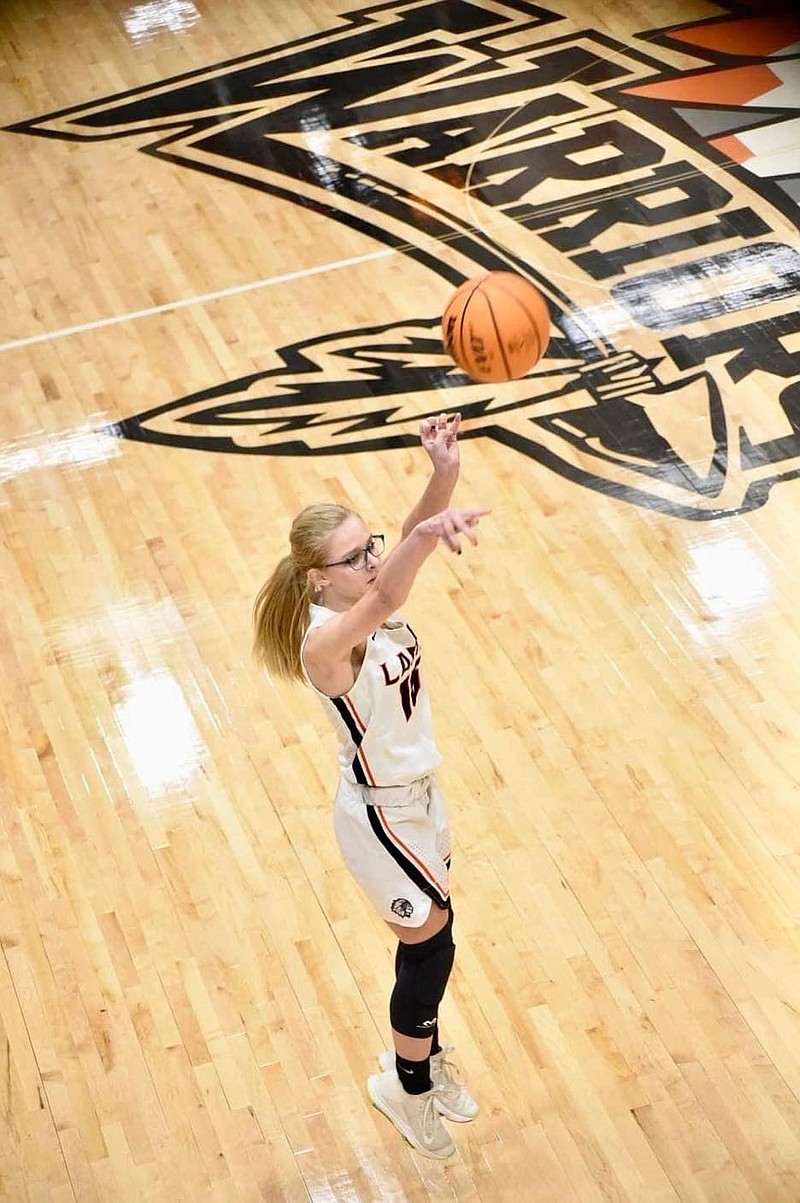 Ashlynn Barnes was a member of the Lamar Lady Warriors' basketball team. The 16-year-old Barnes was killed in a car crash in January. Her Lamar teammates have kept her memory alive by dedicating their season to her and keeping her No. 15 jersey on the bench during games.