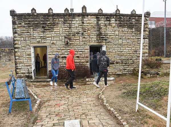 Take a prison break in Jefferson City - Vimarsana News