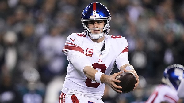 New York Giants to decline QB Daniel Jones' fifth-year option