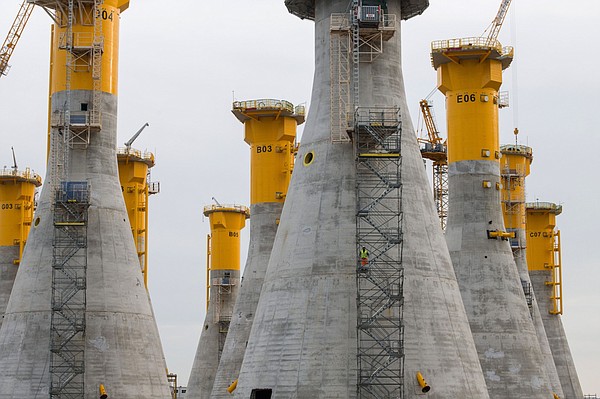 Inflation squeeze taking wind out of offshore-turbine plans - Vimarsana News