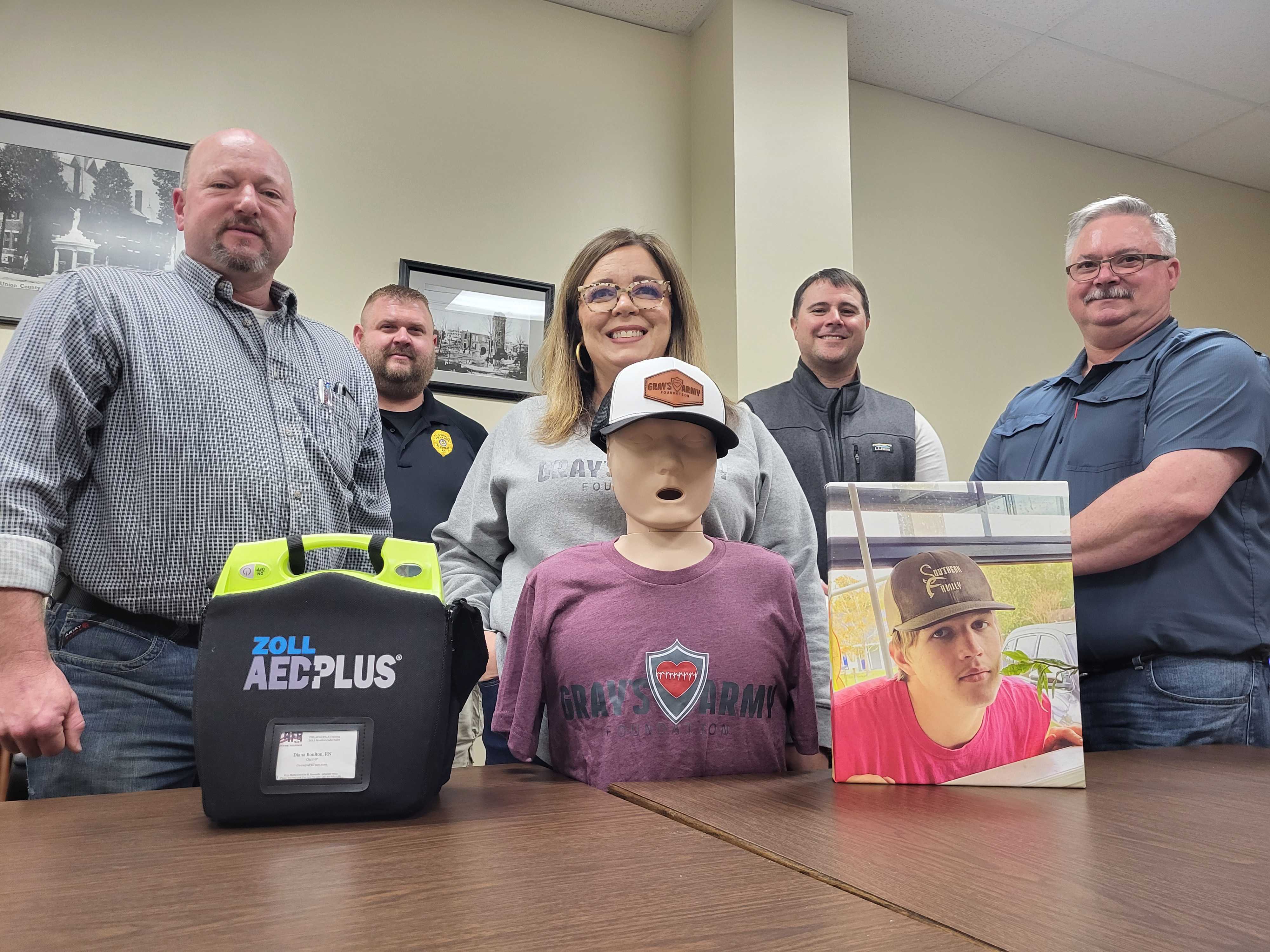 Local officials learn of public-access defibrillator benefits - Vimarsana News