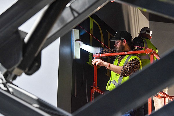 U.S. Marshals Museum on track for summer opening in Fort Smith, CEO says; exhibit installation has begun - Vimarsana News