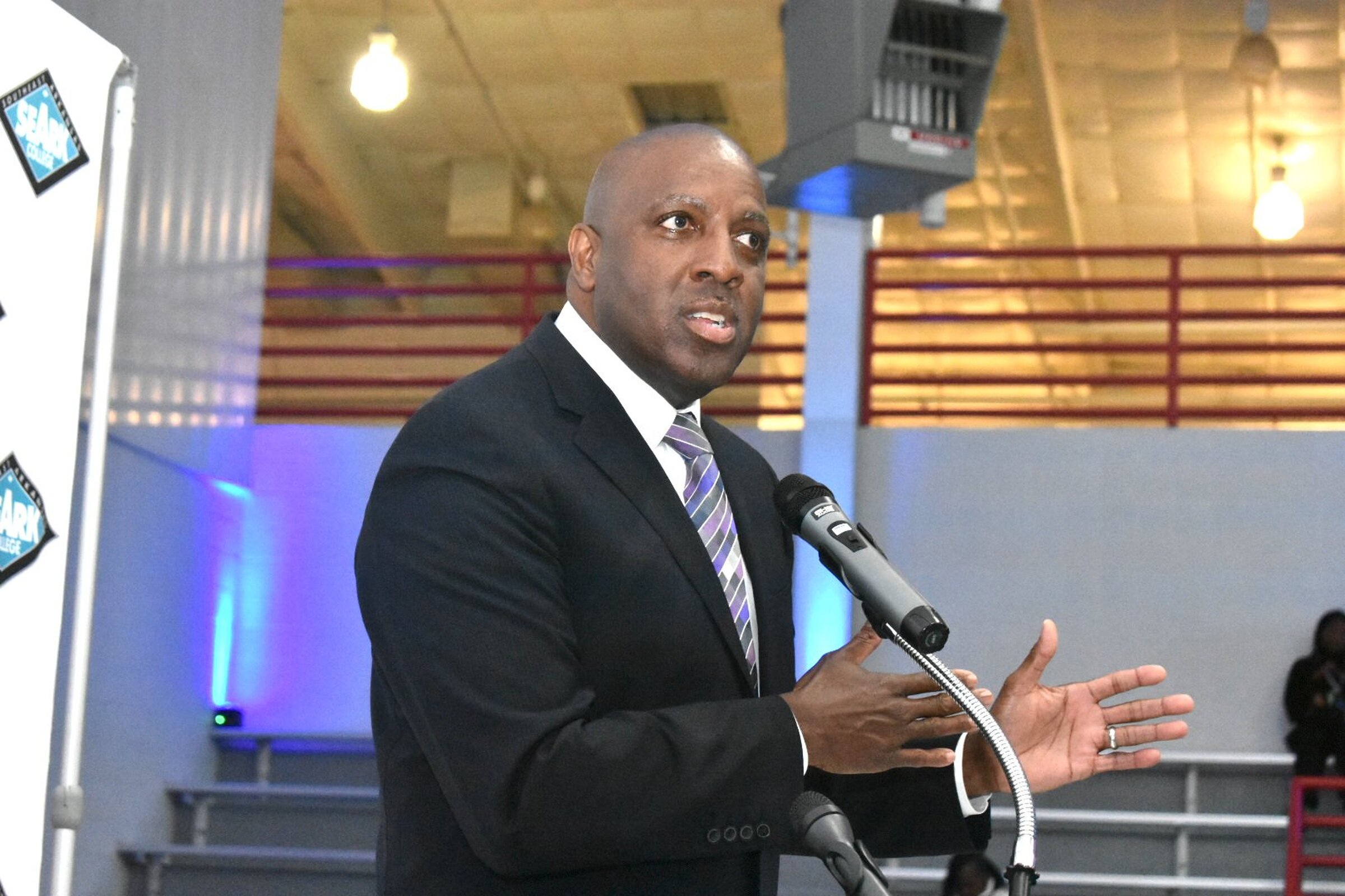 SEARK College greets new athletic director
