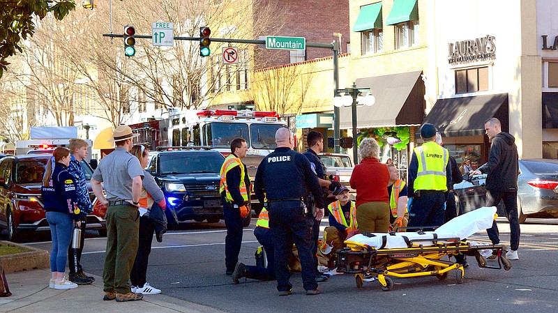 Watch Pedestrian Injured In Downtown Hot Springs Hot Springs Sentinel Record