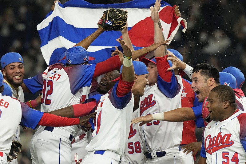 Cuba headed to Miami, moves on to semifinals