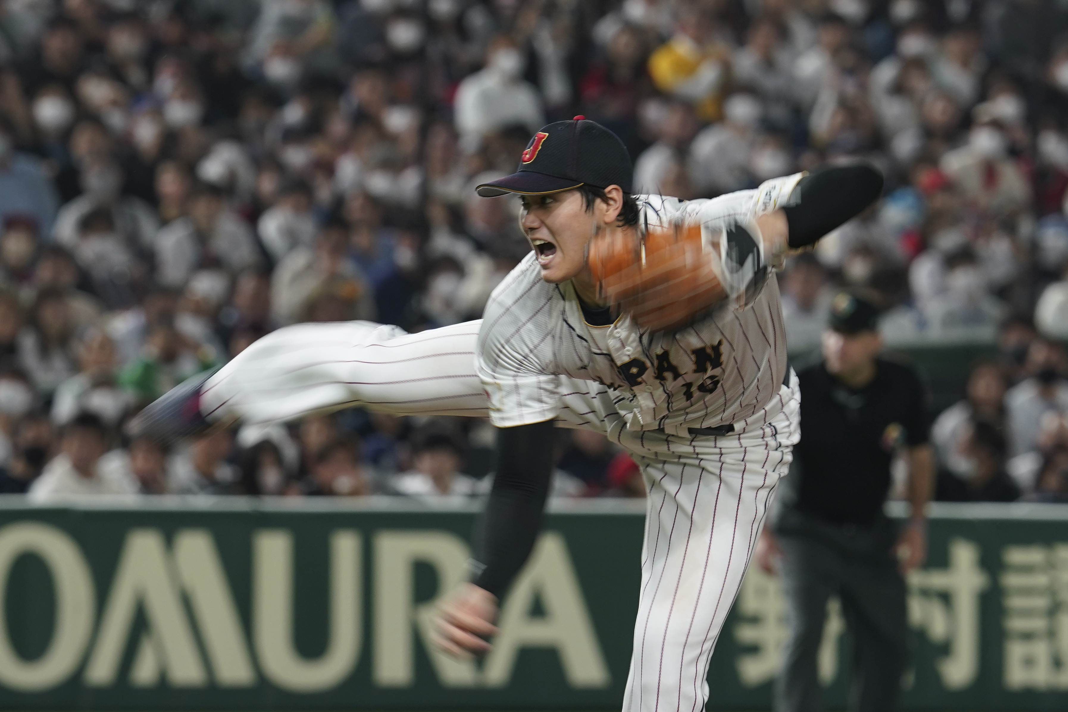Japanese star Shohei Ohtani throws 102 mph and hits homers. Now you gotta  sign him.