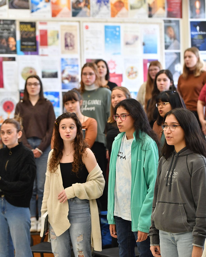 UA choir Schola Cantorum sings about murder of Matthew Shepard