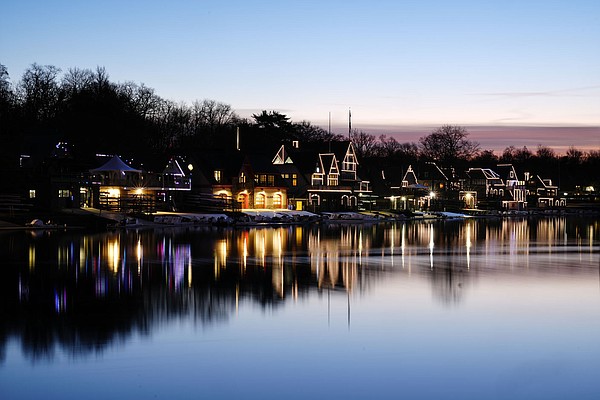 Lights out for Philly's famous Boathouse Row, for now - Vimarsana News