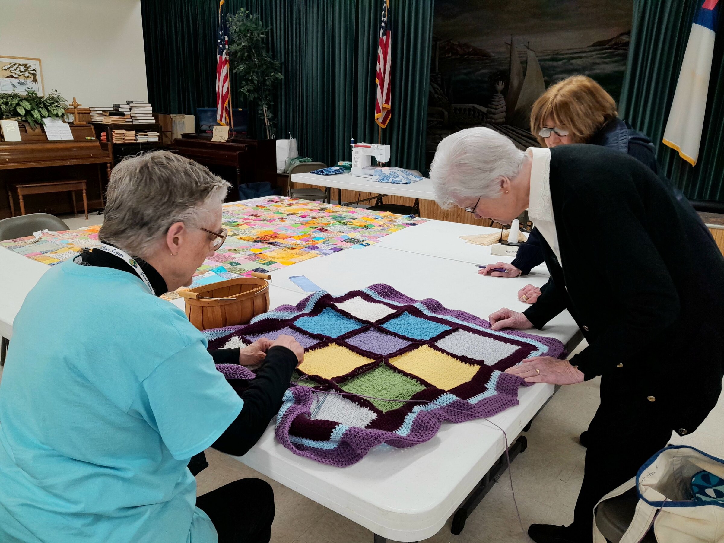 Quilt society holds Sit ’n Sew