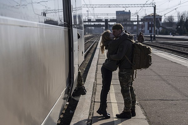 Russian Strikes In Ukraine Kill 10 Civilians, Wound 20 More | The ...