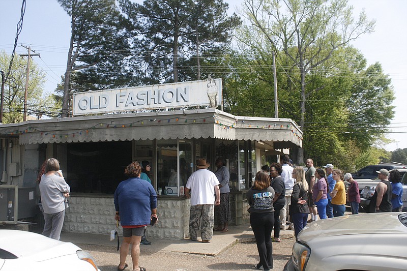 Betty's Old Fashion, which is set to close its doors for good after one final day of business Saturday, was thronged with customers throughout the day on Thursday. (Matt Hutcheson/News-Times)