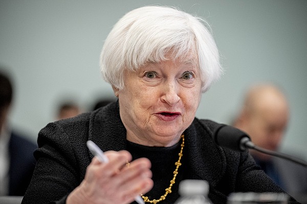 Tighter, Biden tells bank regulators - Vimarsana News