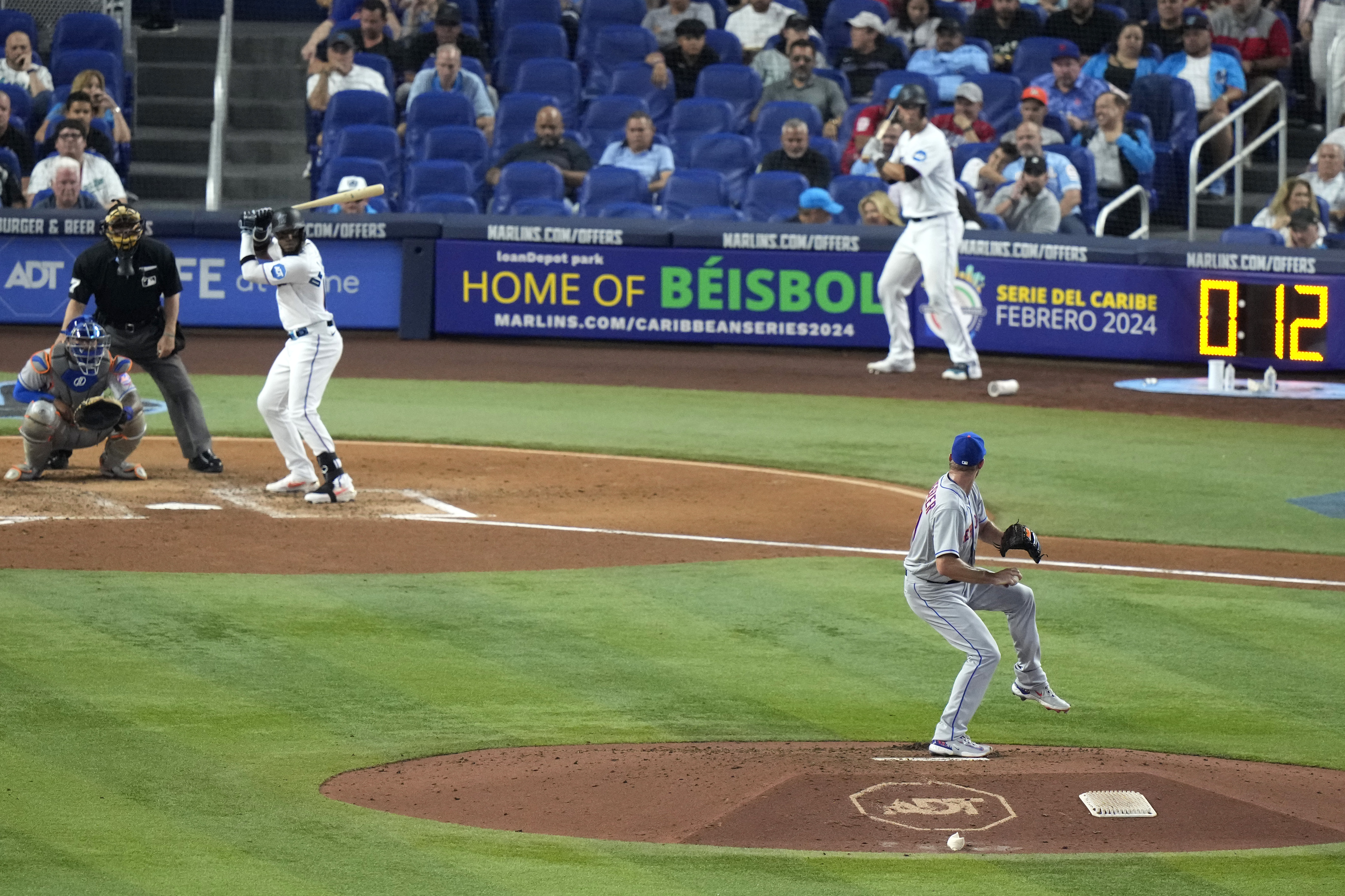 Ex-Met Marcus Stroman is called for first pitch-clock violation – New York  Daily News